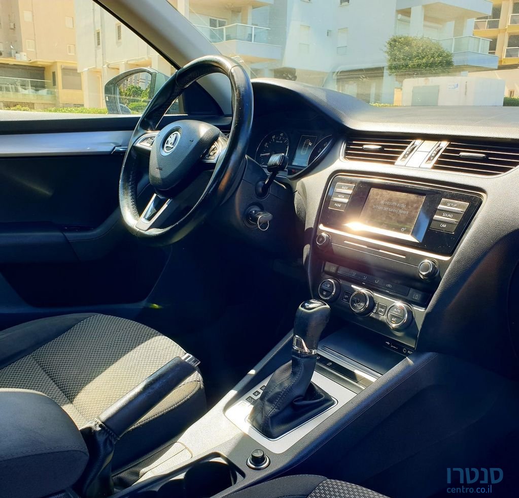 2017' Skoda Octavia סקודה אוקטביה photo #5