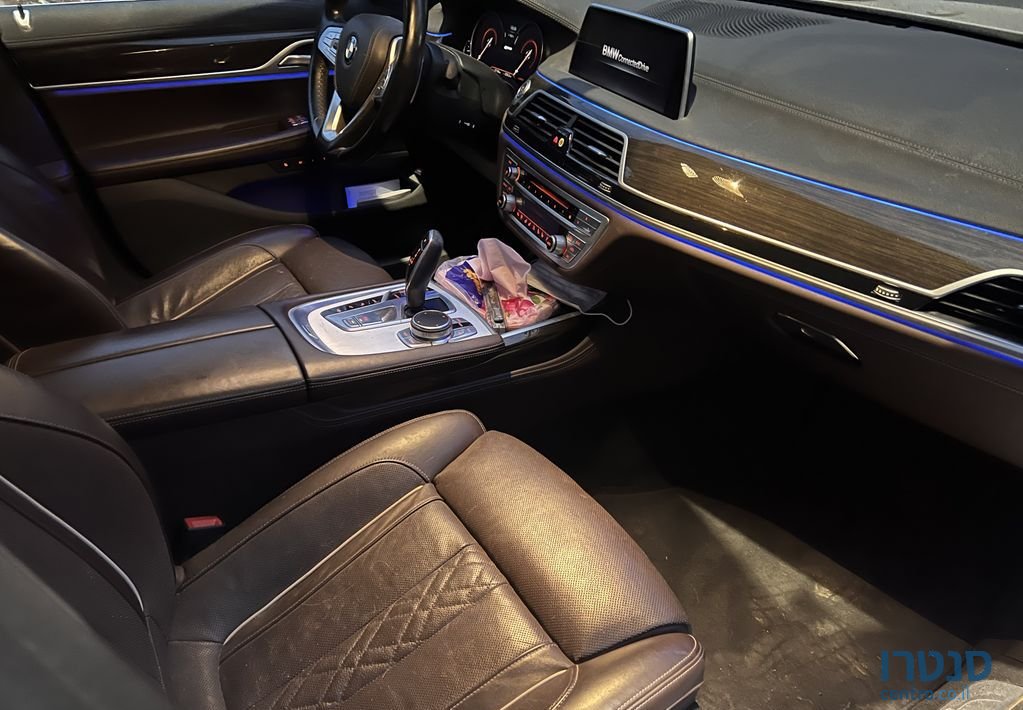 2019' BMW 7 Series ב.מ.וו סדרה 7 photo #3