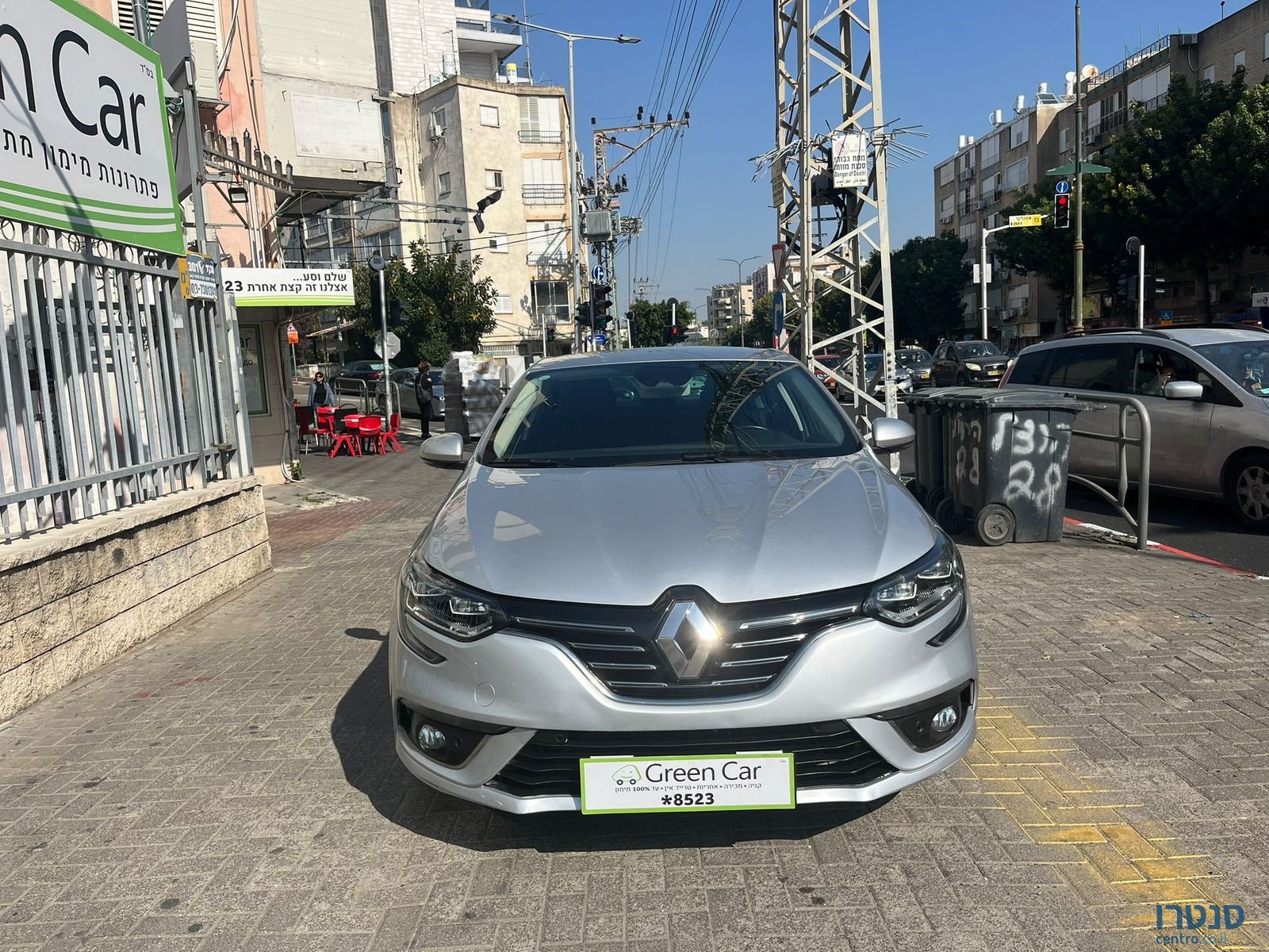 2020' Renault Megane photo #3
