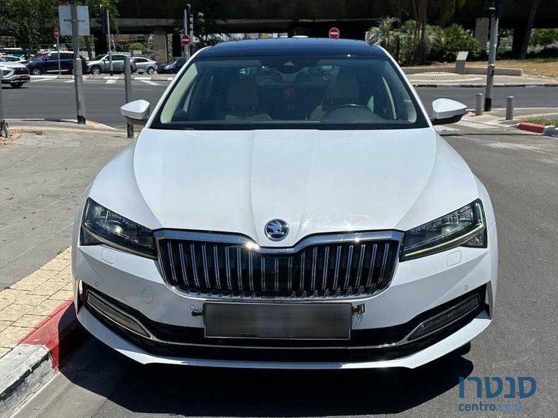 2020' Skoda Superb סקודה סופרב photo #2