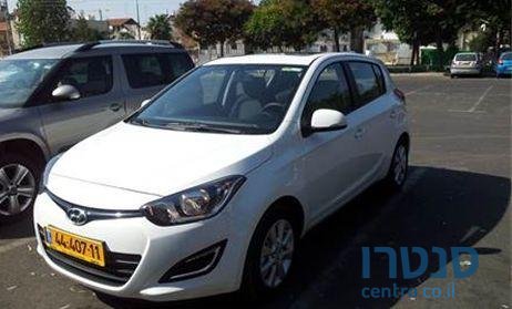 2013' Hyundai i20 i20 יונדאי photo #2
