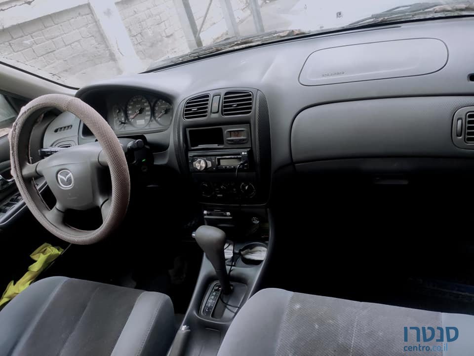 2000' Mazda Lantis photo #4