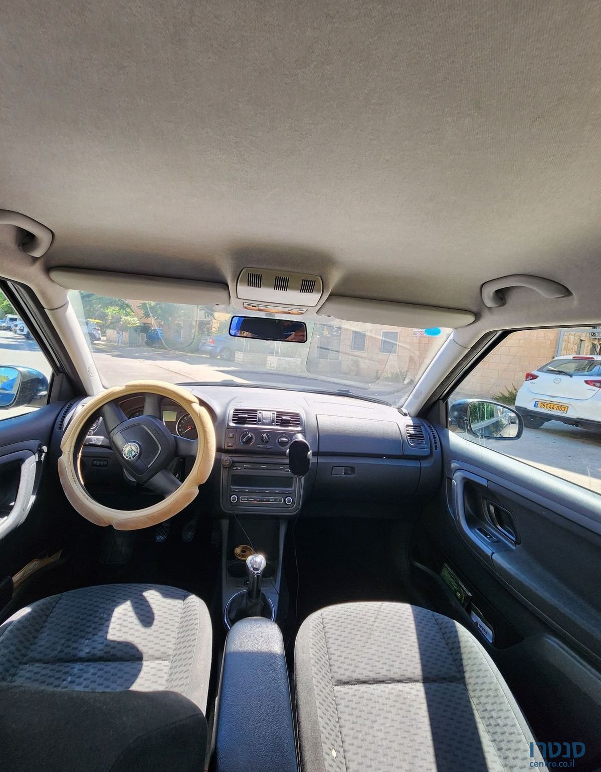 2012' Skoda Fabia סקודה פאביה photo #1