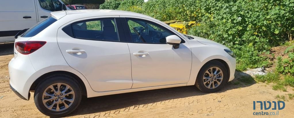 2021' Mazda 2 מאזדה photo #2