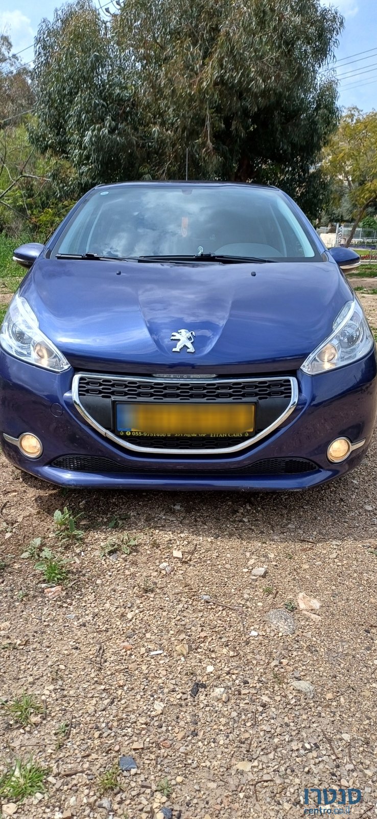 2014' Peugeot 208 легковой авто photo #1