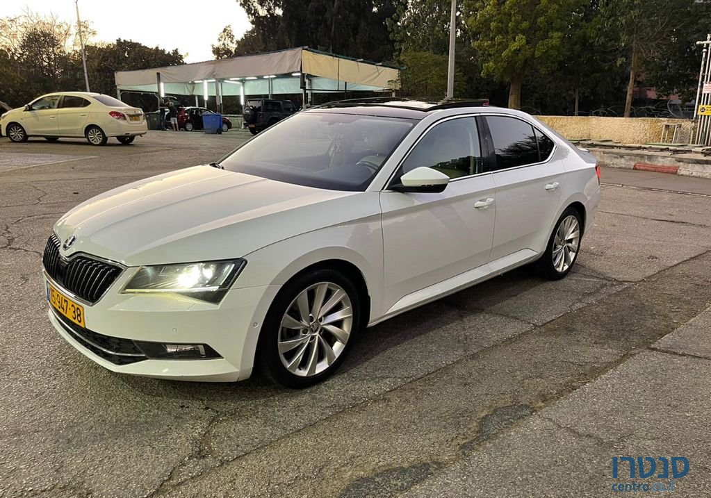 2016' Skoda Superb סקודה סופרב photo #1