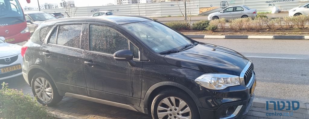 2017' Suzuki SX4 סוזוקי קרוסאובר photo #2