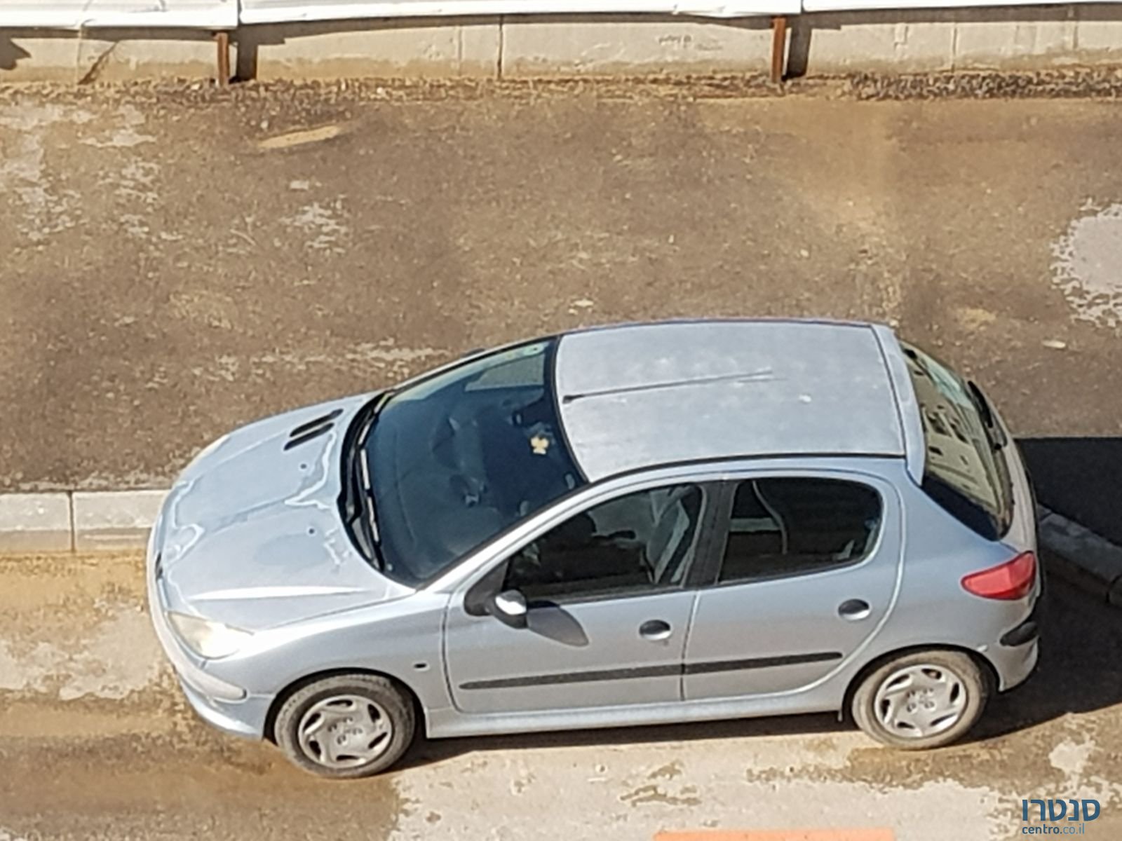 2001' Peugeot 206 photo #1