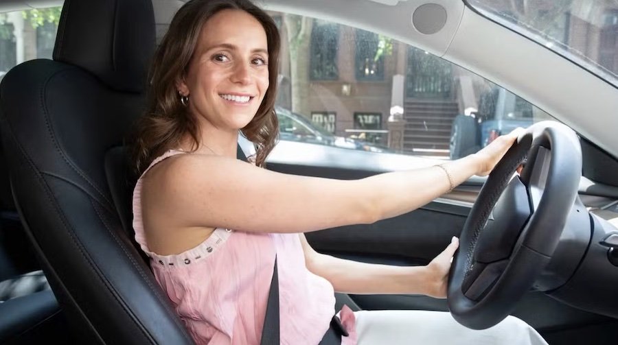 Apparently, Babysitting Parked Cars In New York City Is A Thing Now