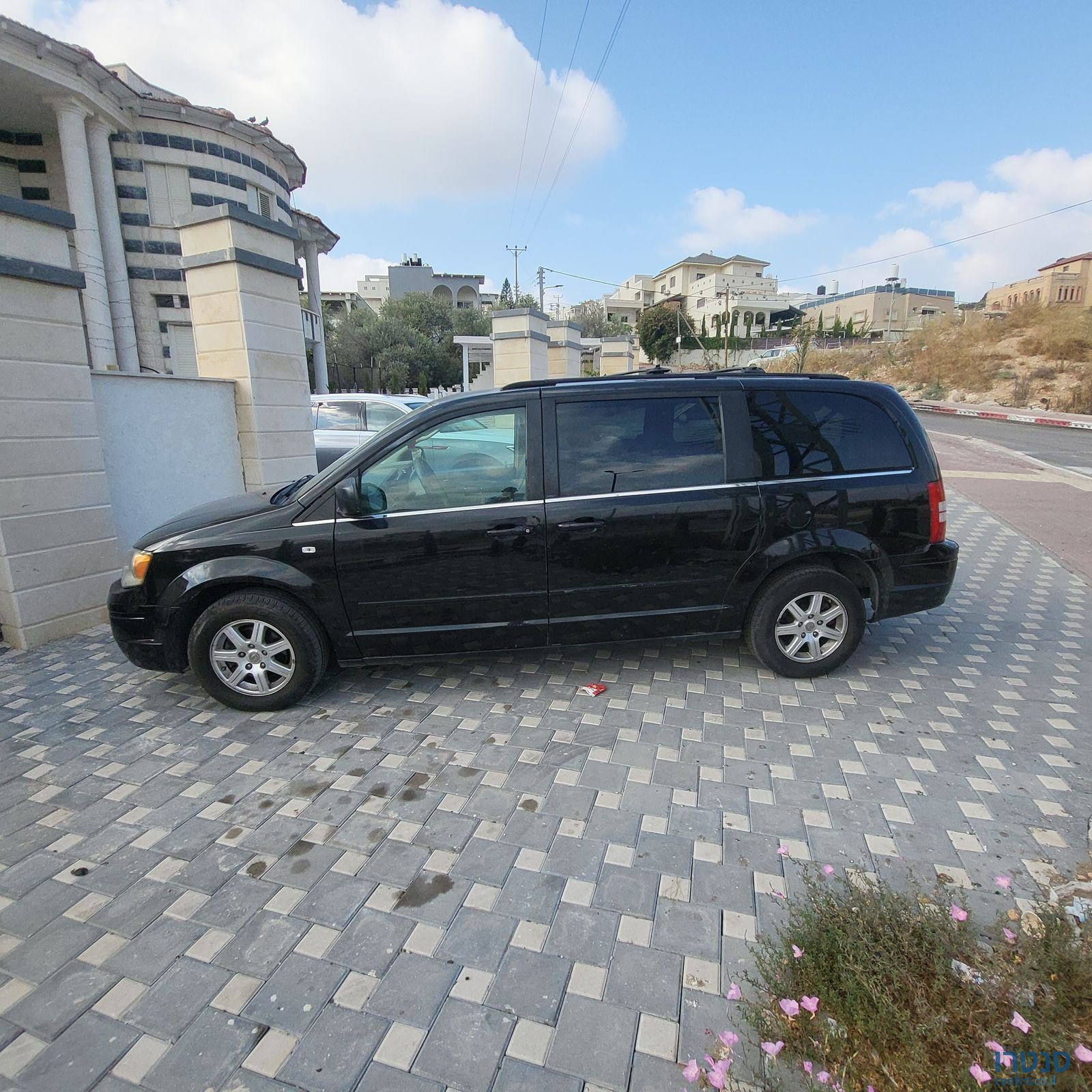 2009' Chrysler Grand Voyager קרייזלר גראנד וויאג`ר photo #1