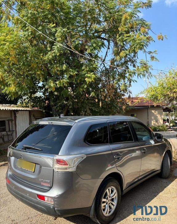 2015' Mitsubishi Outlander מיצובישי אאוטלנדר photo #1