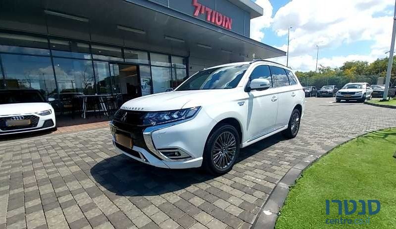 2019' Mitsubishi Outlander מיצובישי אאוטלנדר photo #1