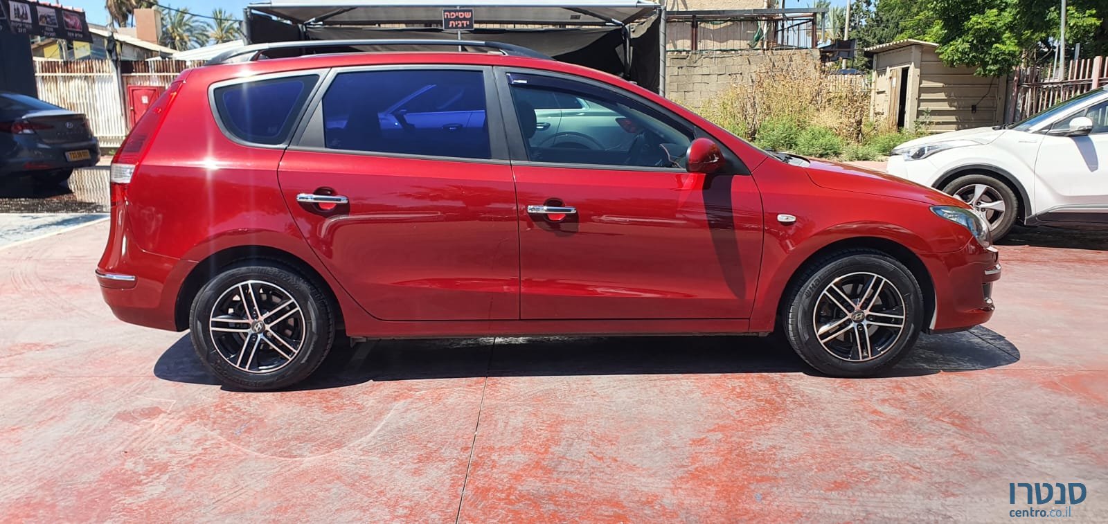 2010' Hyundai i30 photo #5