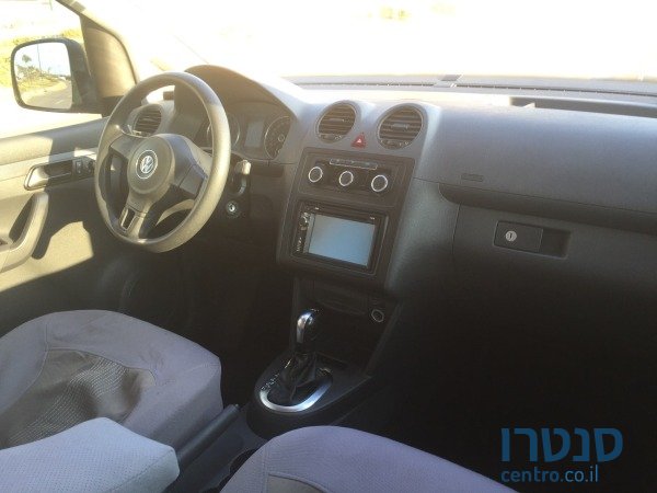 2012' Volkswagen Caddy photo #3