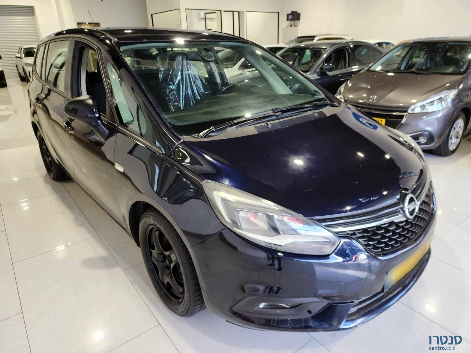 2018' Opel Zafira photo #2