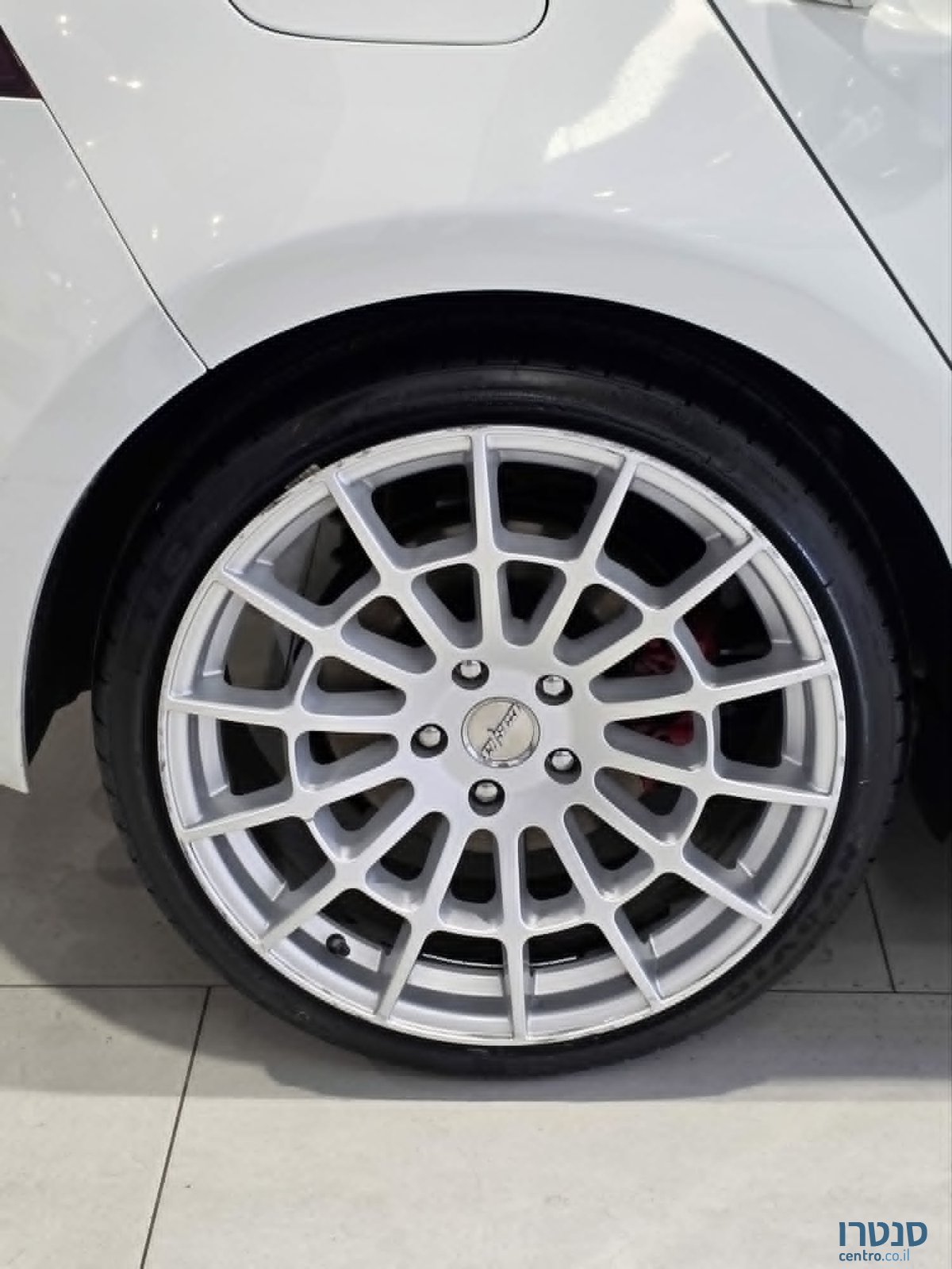 2013' Volkswagen Golf photo #7
