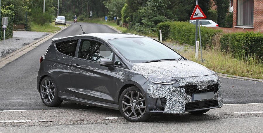 2022 Ford Fiesta: updated hatch seen in ST-Line and entry trims