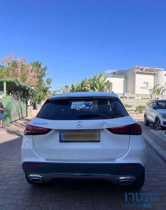 2021' Mercedes-Benz GLA מרצדס photo #2