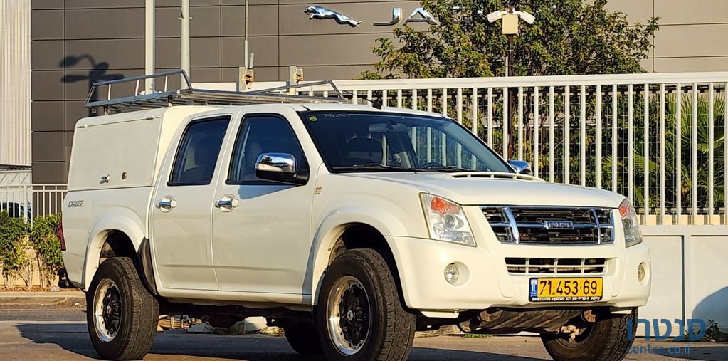 2009' Isuzu 2X4 D-Max איסוזו photo #1