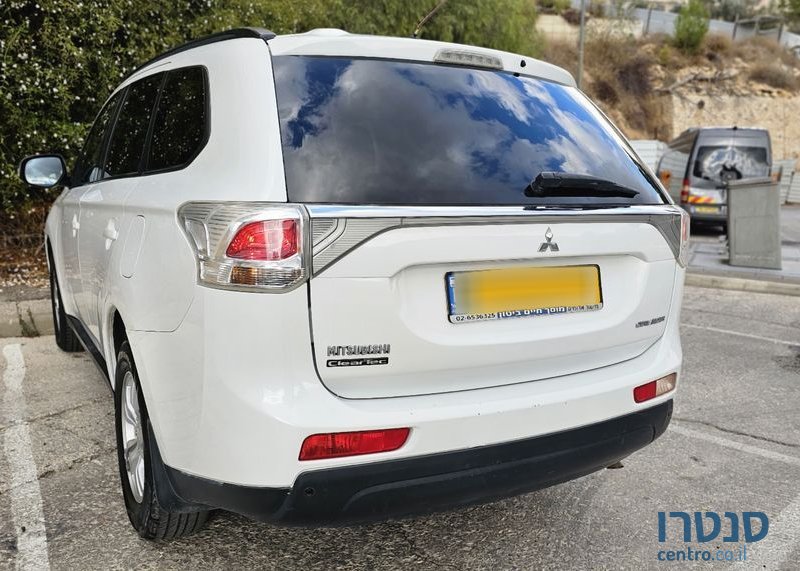 2013' Mitsubishi Outlander מיצובישי אאוטלנדר photo #6