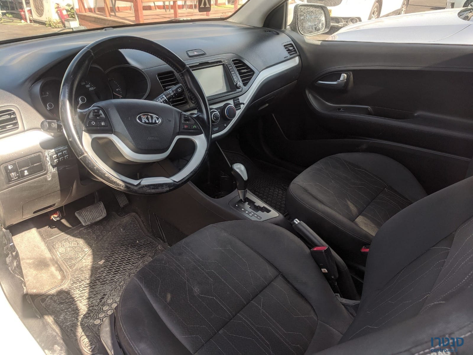 2014' Kia Picanto photo #4