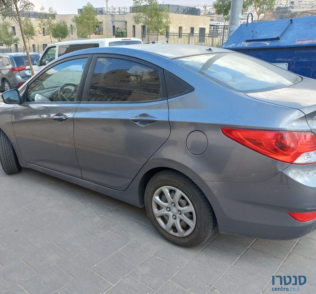 2014' Hyundai i25 יונדאי photo #3