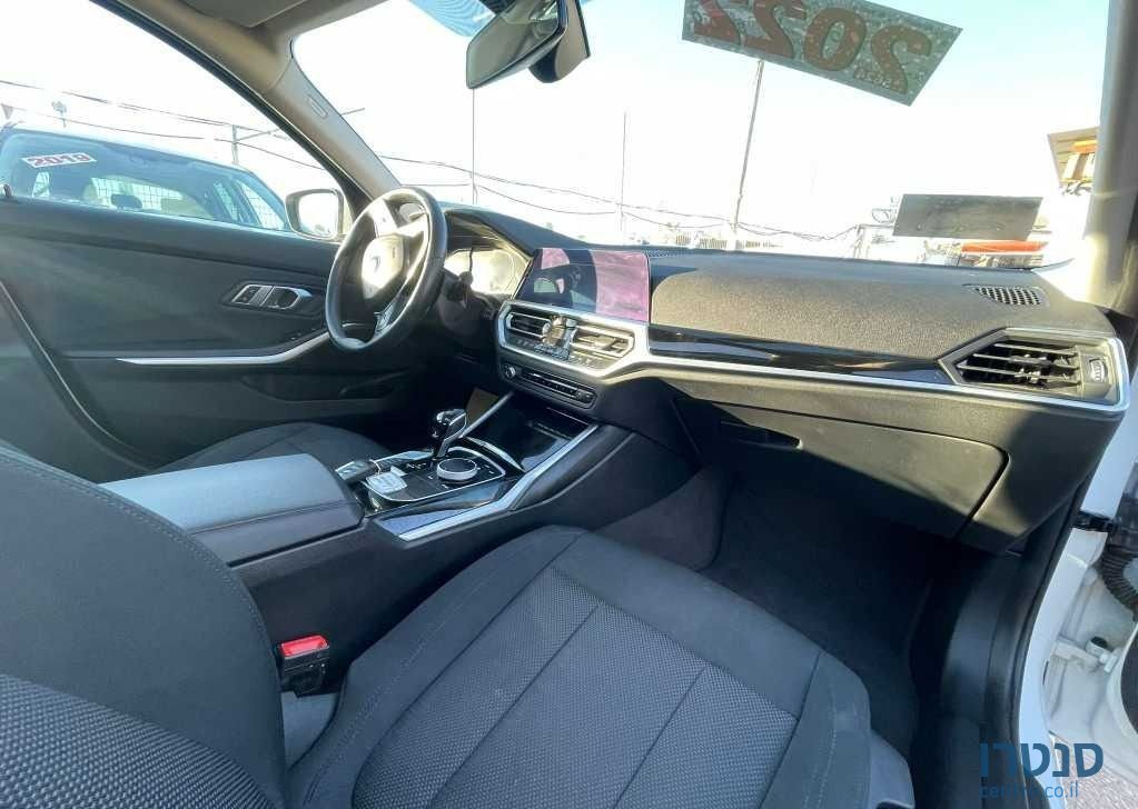 2022' BMW 3 Series ב.מ.וו סדרה 3 photo #5