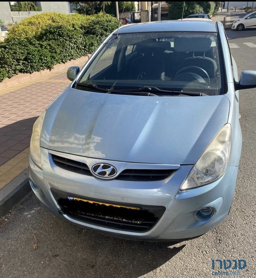 2012' Hyundai i20 יונדאי photo #1