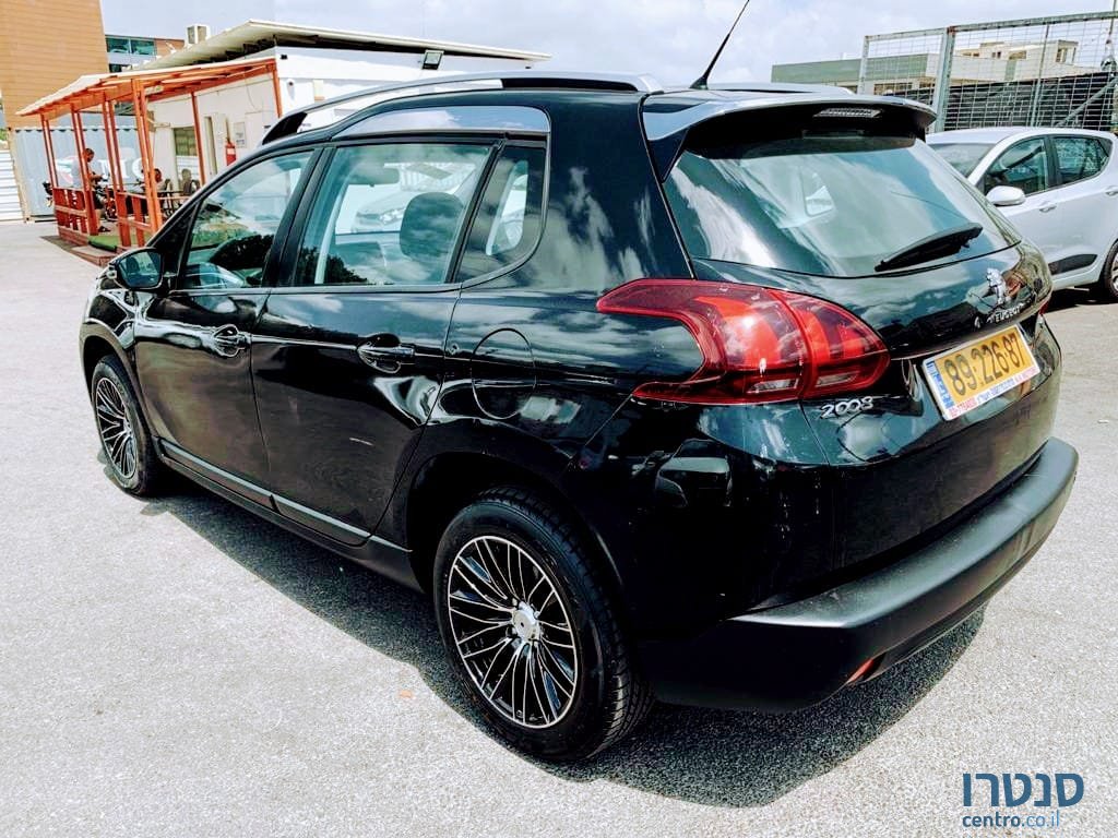 2017' Peugeot 2008 photo #2