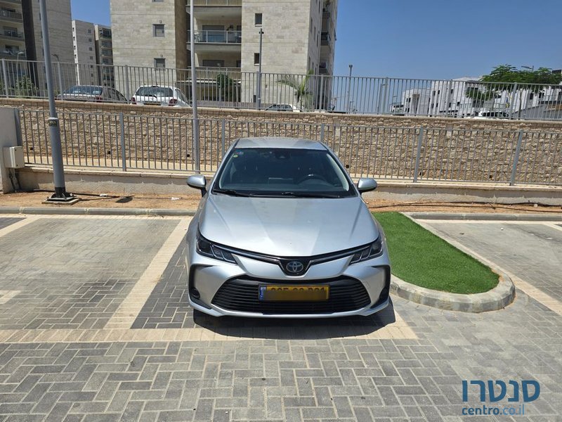 2019' Toyota Corolla טויוטה קורולה photo #2