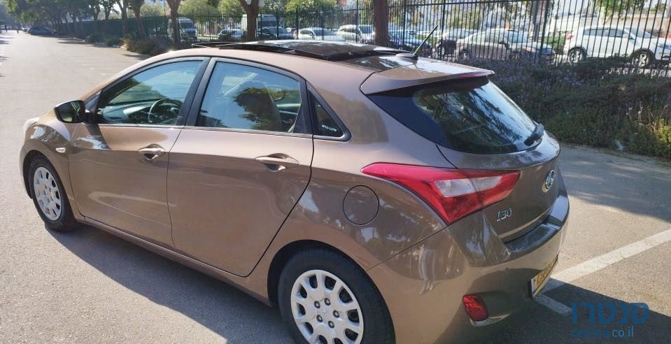 2014' Hyundai i30 יונדאי photo #5