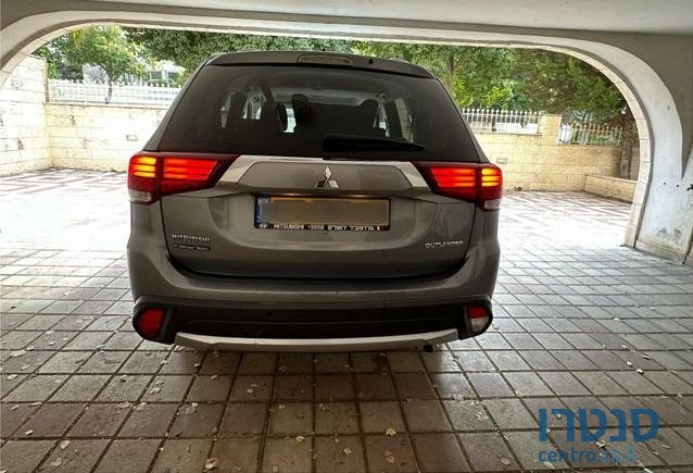 2016' Mitsubishi Outlander מיצובישי אאוטלנדר photo #4