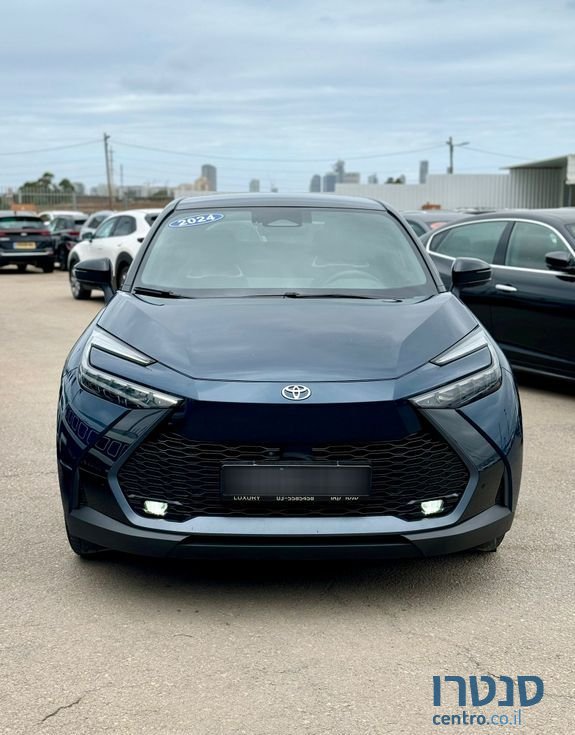 2024' Toyota C-HR טויוטה photo #3