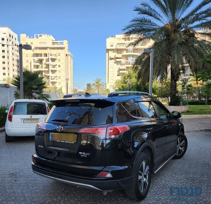 2016' Toyota RAV4 טויוטה photo #3