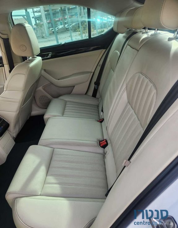 2020' Skoda Superb סקודה סופרב photo #3