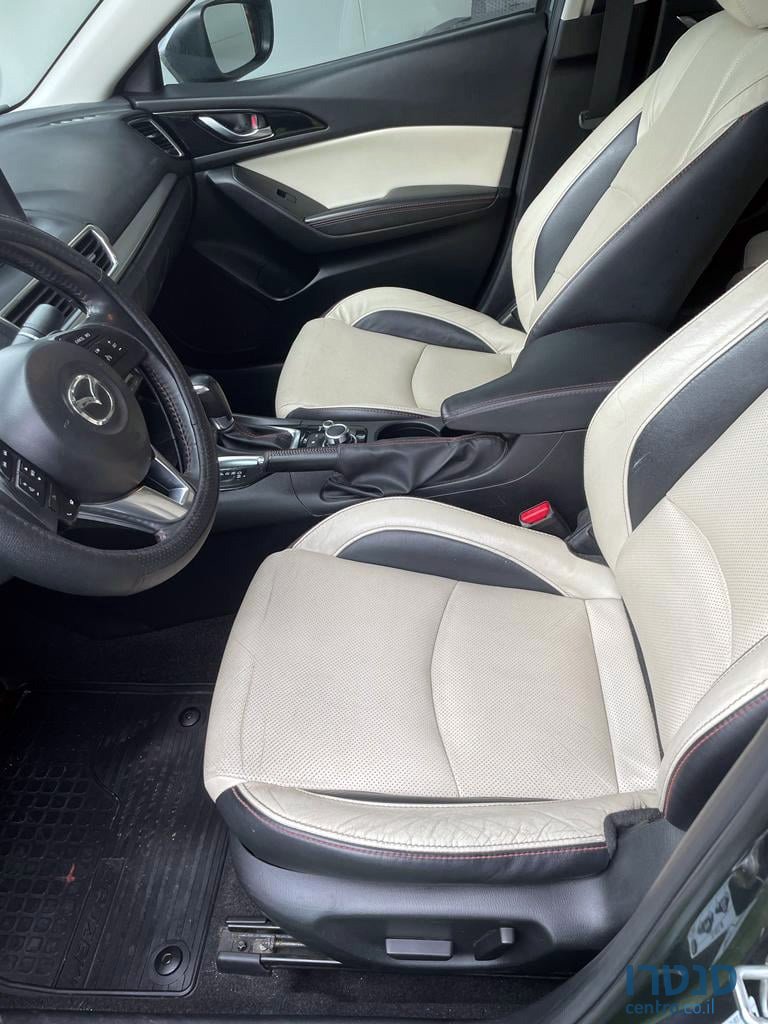 2017' Mazda 2 photo #5