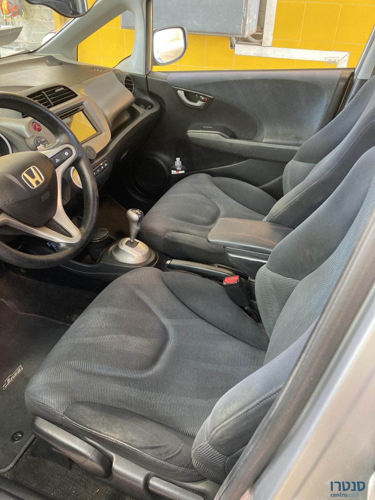 2010' Honda Jazz photo #6