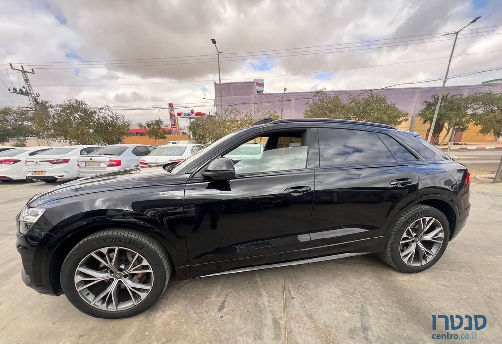 2020' Audi Q8 אאודי photo #1