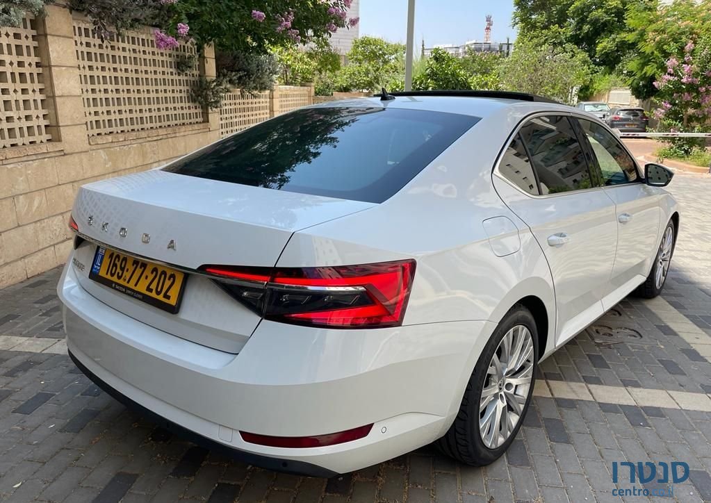2020' Skoda Superb סקודה סופרב photo #4