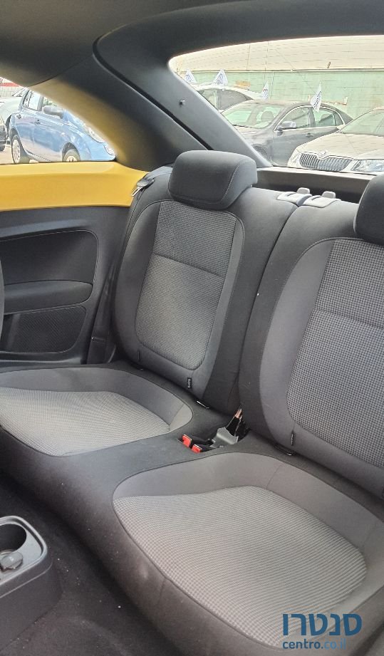 2015' Volkswagen New Beetle פולקסווגן חיפושית החדשה photo #5