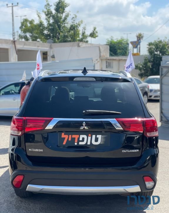 2017' Mitsubishi Outlander מיצובישי אאוטלנדר photo #4