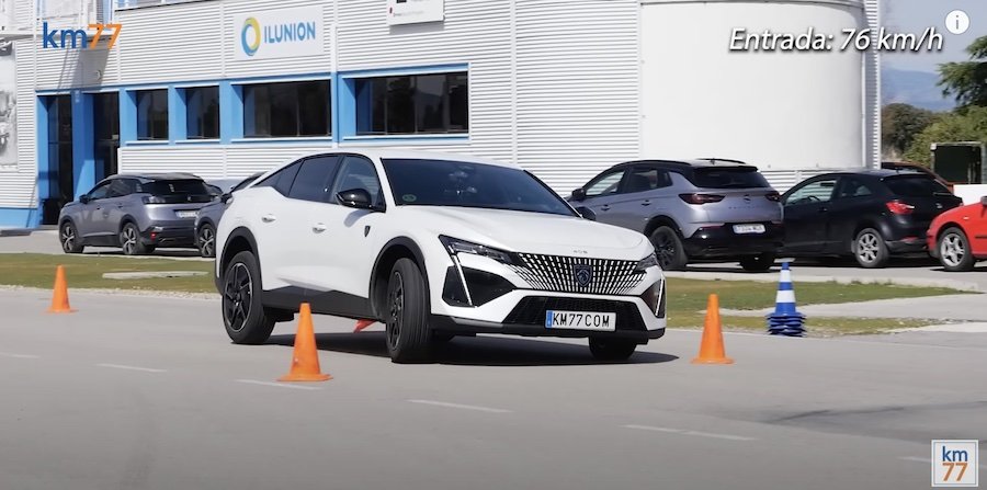 Watch Peugeot 408 With Base Engine Kill Very Few Cones In Moose Test