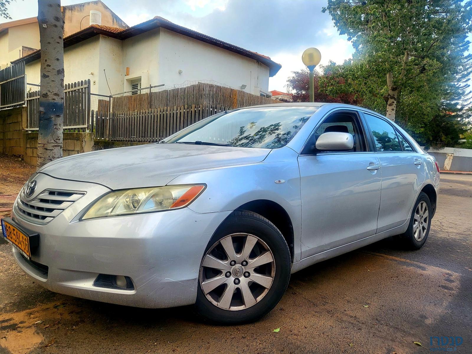 2008' Toyota Camry photo #2