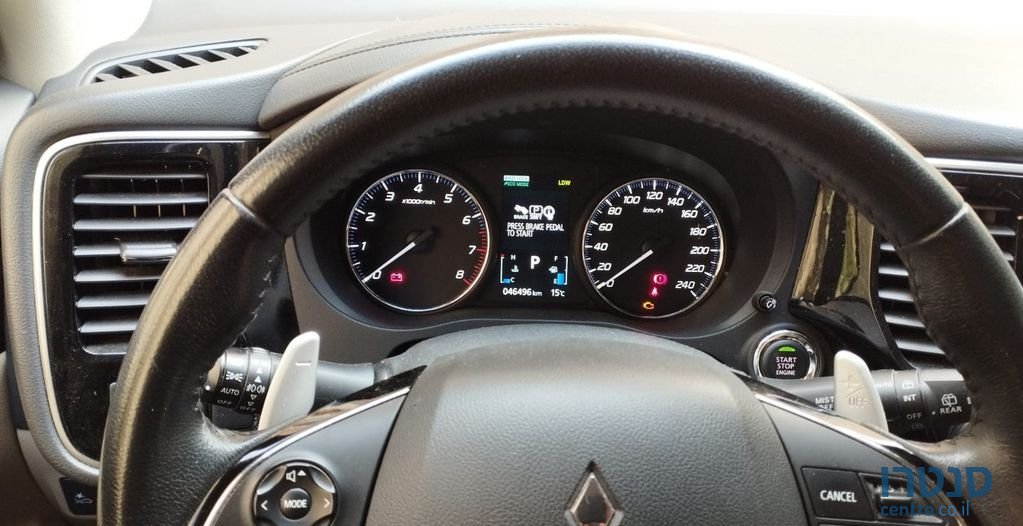 2018' Mitsubishi Outlander מיצובישי אאוטלנדר photo #5