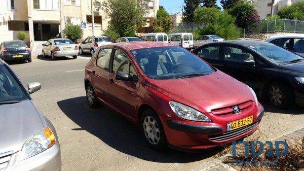 2005' Peugeot 307 photo #2