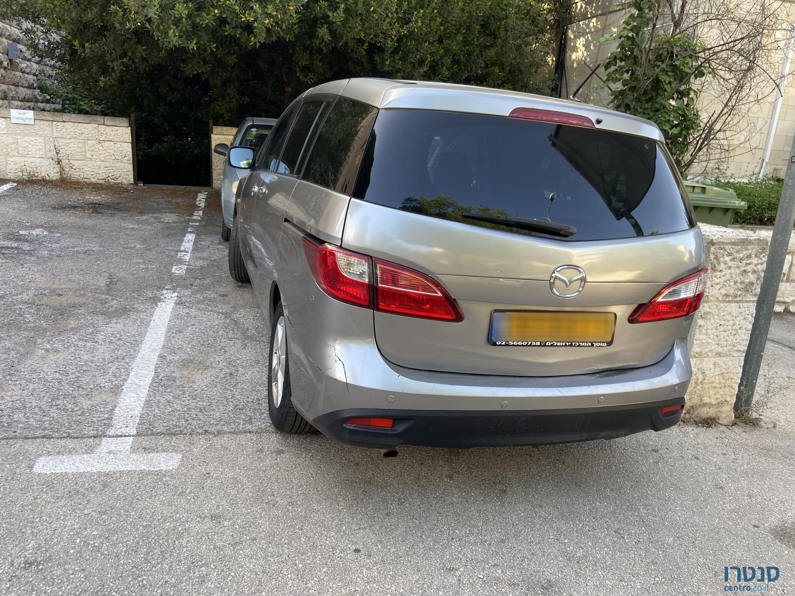 2011' Mazda 5 מאזדה photo #1