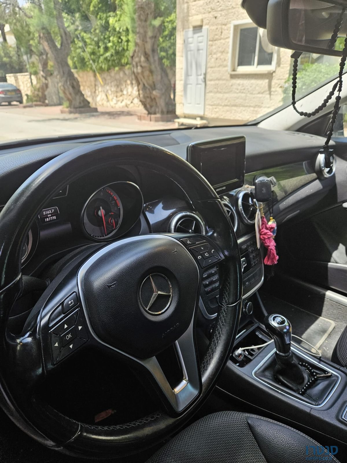 2013' Mercedes-Benz 180 מרצדס photo #1