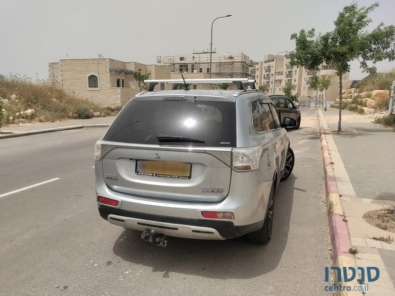 2015' Mitsubishi Outlander מיצובישי אאוטלנדר photo #4