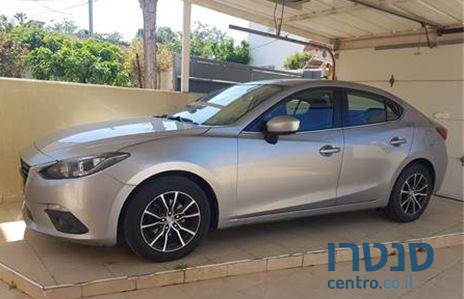 2015' Mazda 3 מאזדה 3 אקטיב photo #3