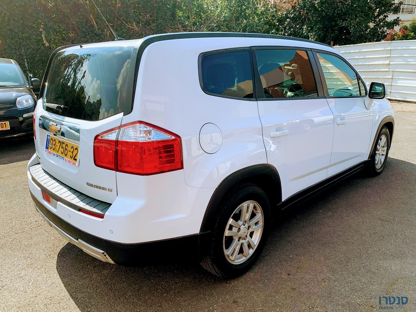 2015' Chevrolet Orlando photo #2